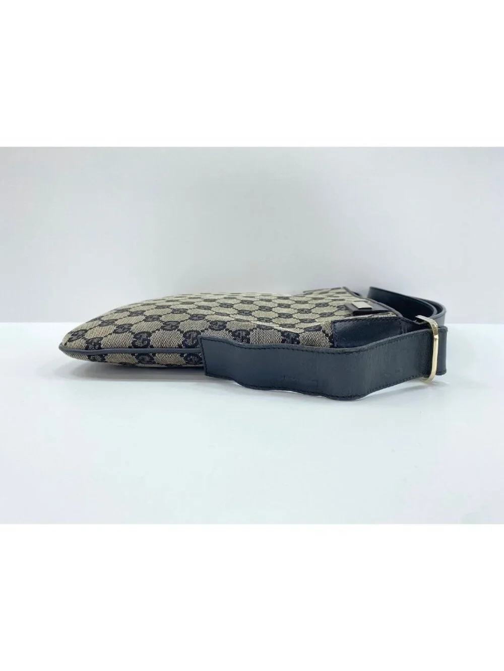 Gucci Shoulder Bag GG Canvas